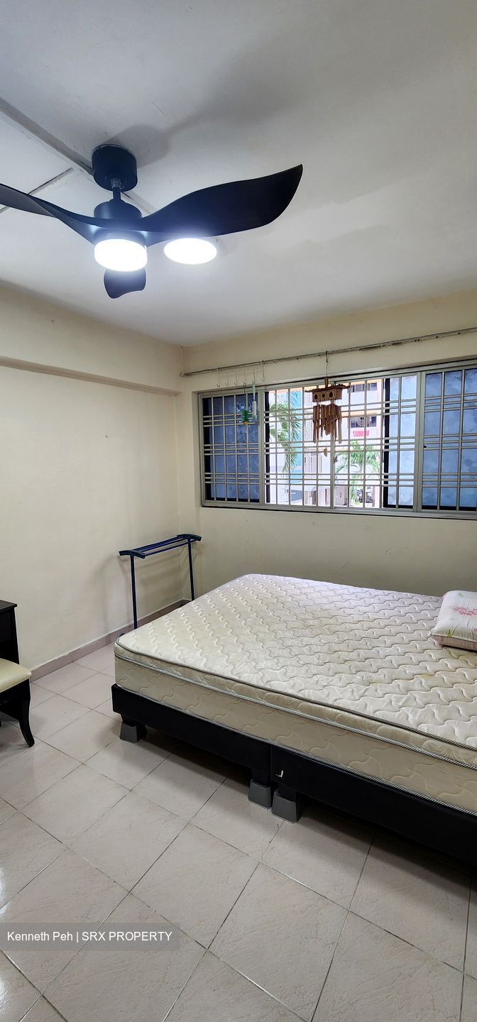 Tampines Avenue 4 (Tampines),  #390435561